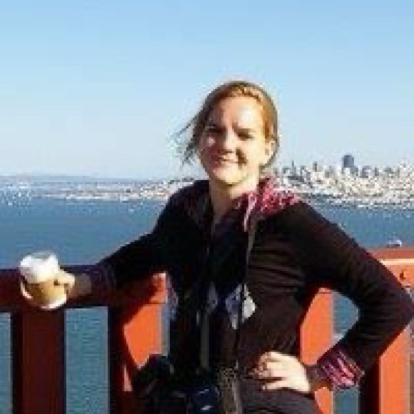 Meet your Posher, Amanda. - Picture 2 of 11